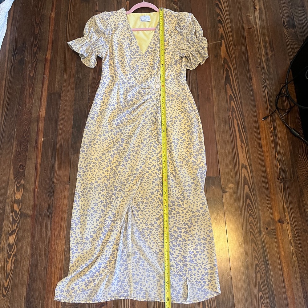 Chic Floral Maxi Dress in Yellow and Blue